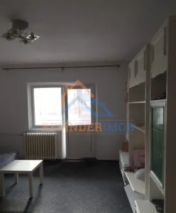 Apartament de vanzare cu 3 camere, zona Unirii - foto 3