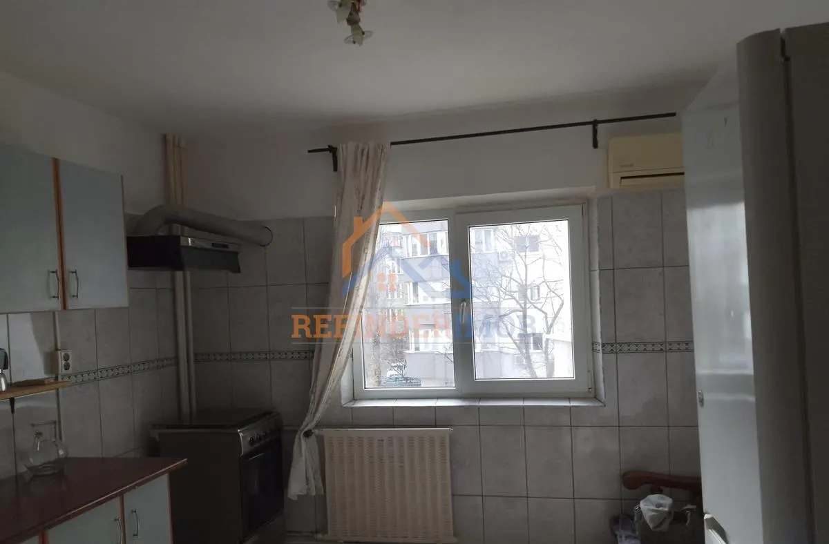 Apartament de vanzare cu 3 camere, zona Unirii - foto 4