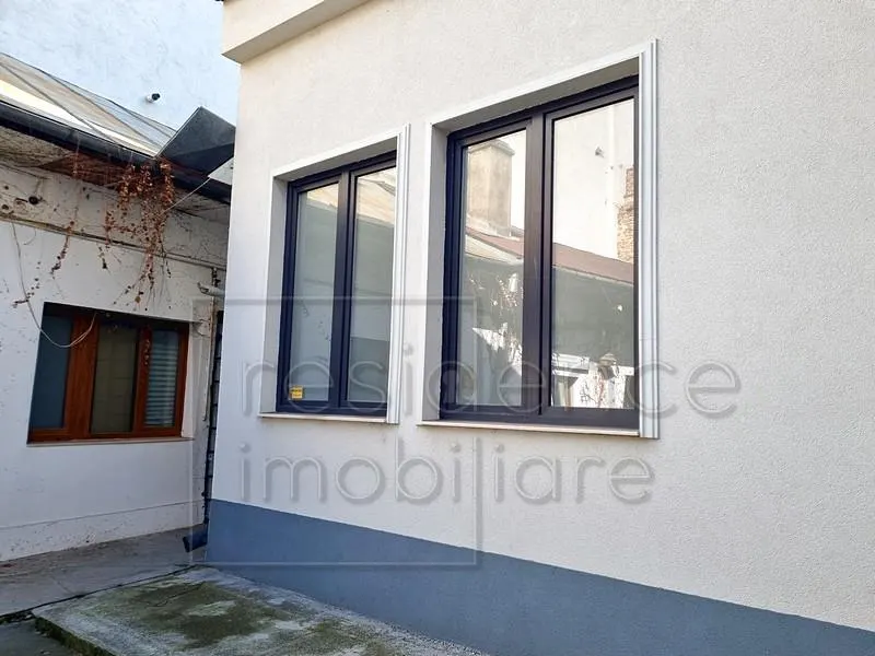 Spatiu comercial cu 4 incaperi, Ultracentral, zona Bulevardul Eroilor - foto 11