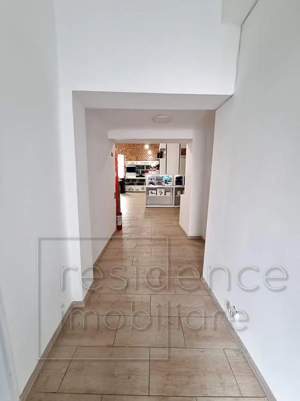 Spatiu comercial cu 4 incaperi, Ultracentral, zona Bulevardul Eroilor - foto 7