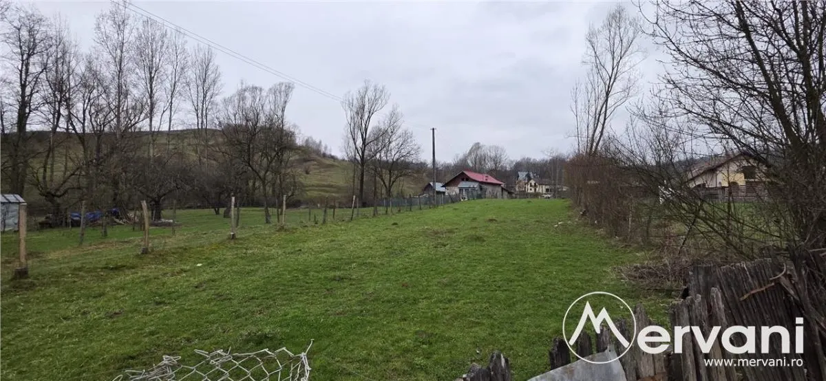 Teren intravilan 1.102 mp de vanzare in Breaza - foto 1
