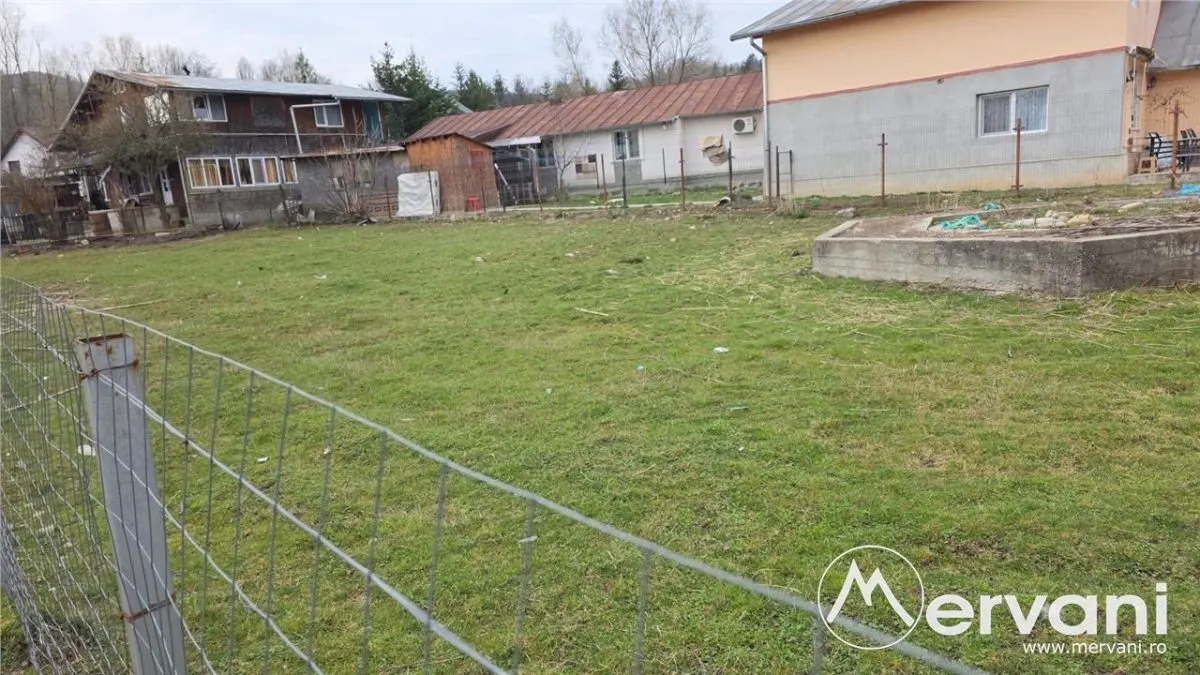 Teren intravilan 617 mp de vânzare în Breaza - foto 2
