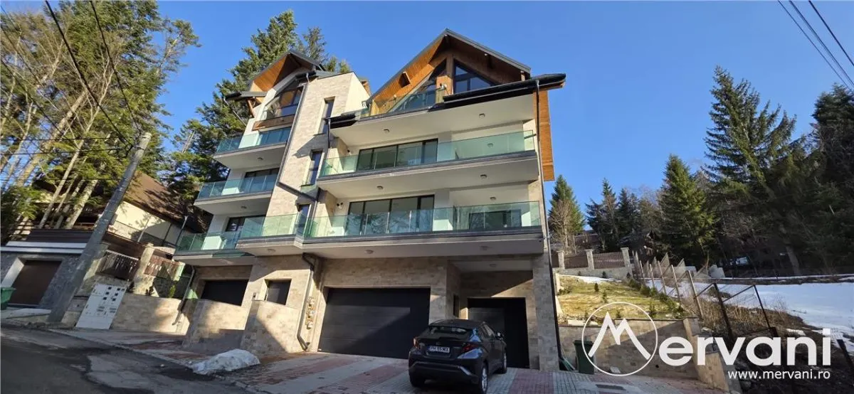 Apartament 3 camere de vânzare la Sinaia - foto 1