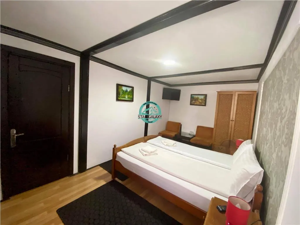 INCHIRIEZ PENSIUNE CU 7 CAMERE IN SIGHISOARA LA 800 MP DE CETATE - foto 13
