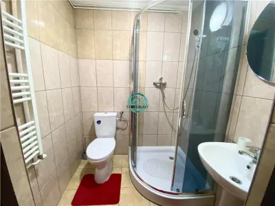 INCHIRIEZ PENSIUNE CU 7 CAMERE IN SIGHISOARA LA 800 MP DE CETATE - foto 24