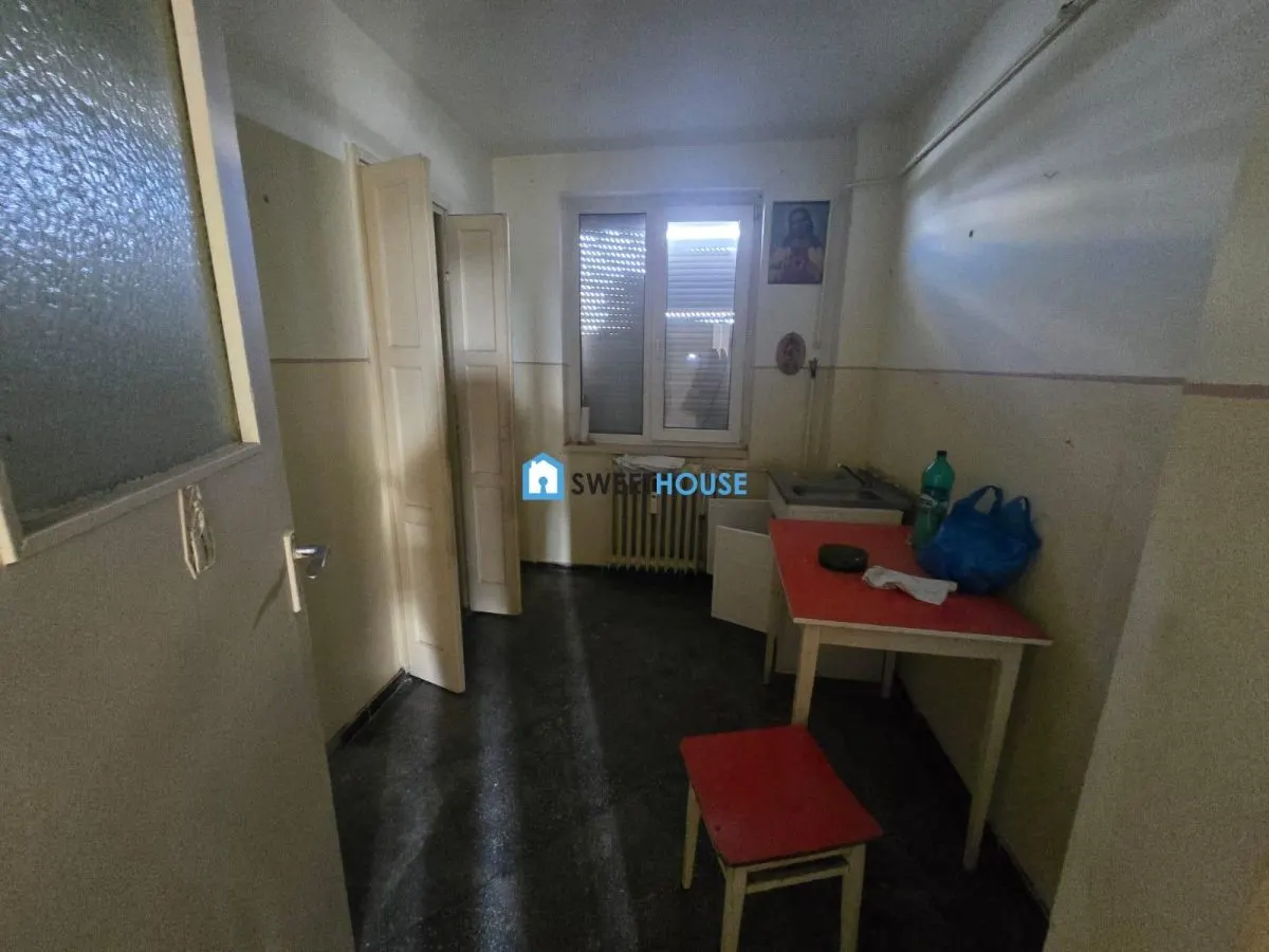 Apartament cu 2 camere  de vanzare  in Fagaras etaj 4 - foto 6