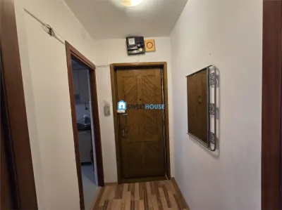 Apartament cu trei camere zona Negoiu Fagaras - foto 6