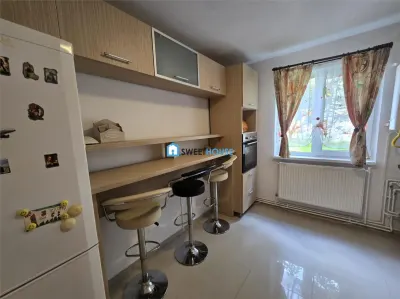 Apartament cu trei camere zona Negoiu Fagaras - foto 7