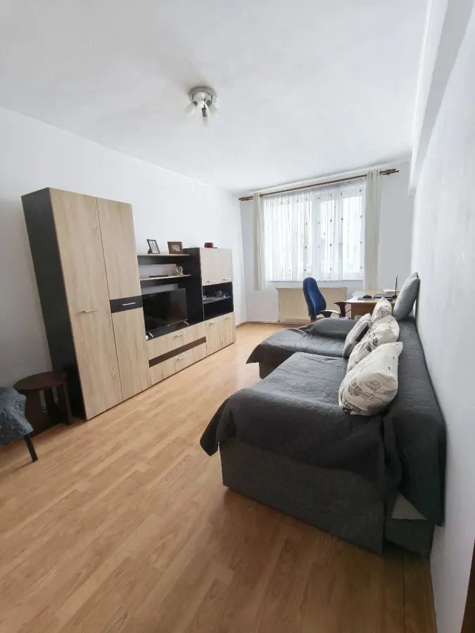Apartament 3 camere decomandat I I Etaj 2/4 I Poitiers Continental I - foto 3