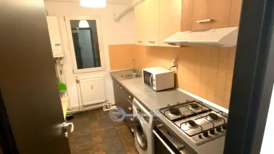 Apartament 2 camere Podu Roș â€“  etaj 2, ideal investiție - foto 3
