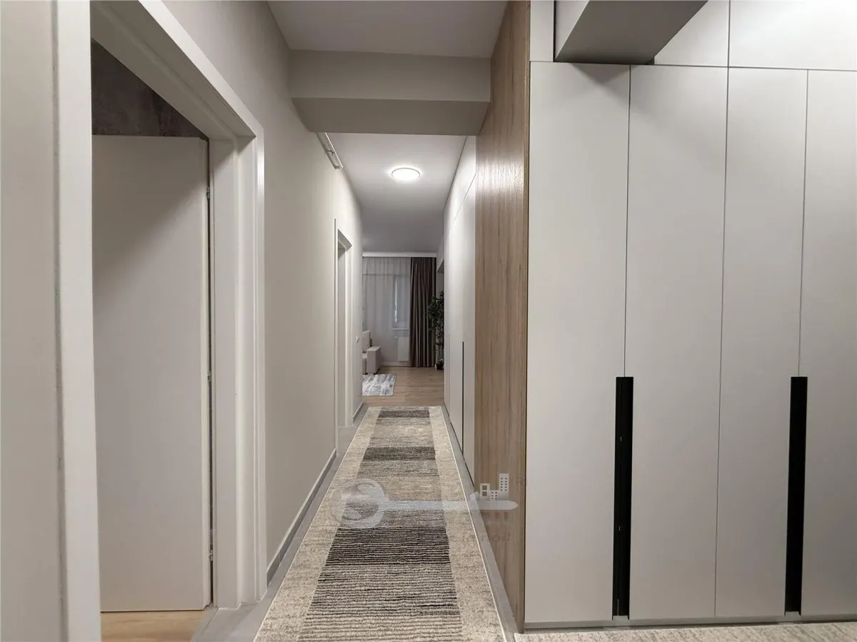 2 CAM , CENTRU PODU ROS PALAS, PARCARE , LUX - foto 23