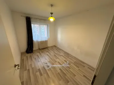 Apartament 3 camere, boxă și potențial investițional remarcabil, în zonă ultracentrală, la 3 minute de UMF - foto 4