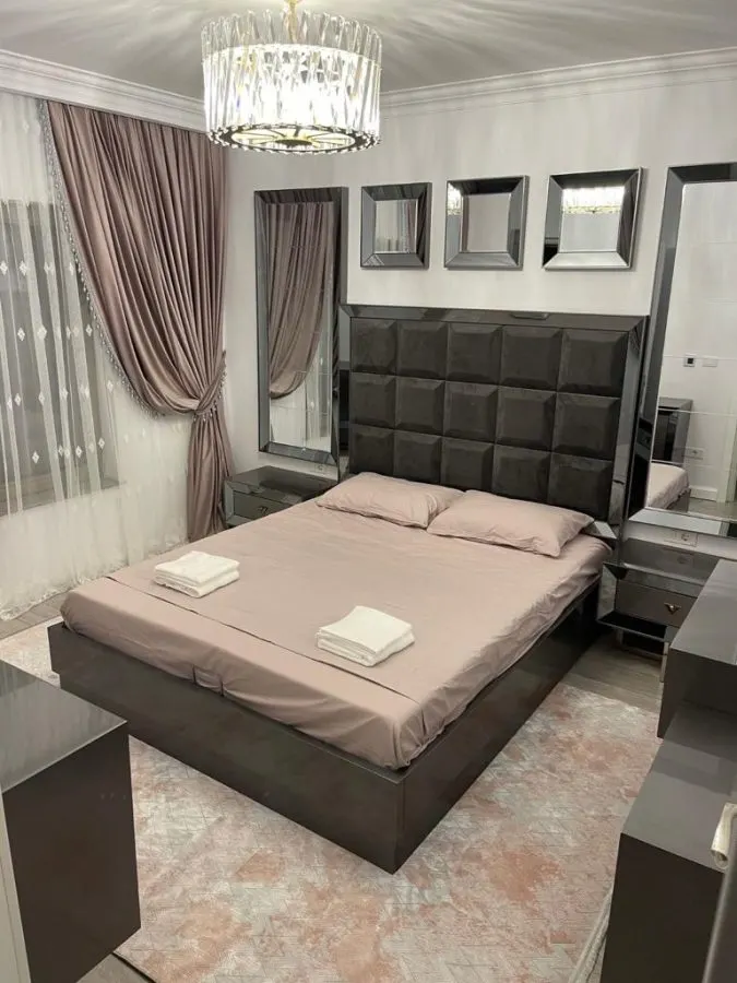 Vila 5 camere Pacurari-Rediu 999 euro! - foto 1