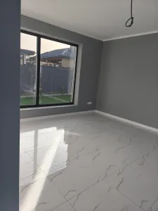Casă Exclusivistă în Bucium - Finisaje Premium, 4 Camere - foto 4
