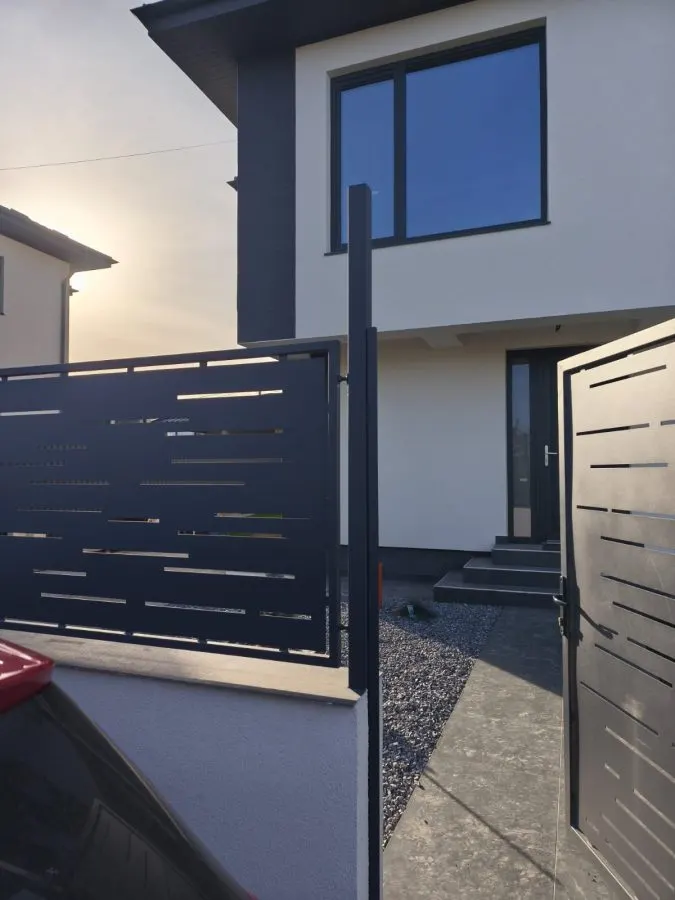 Casă Exclusivistă în Bucium - Finisaje Premium, 4 Camere - foto 8