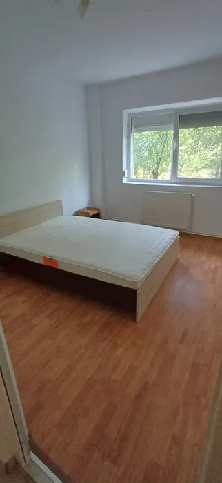 Apartament 2 camere decomandat , Metalurgie 90000Eur - foto 2