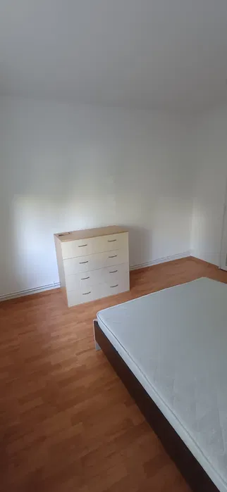 Apartament 2 camere decomandat , Metalurgie 90000Eur - foto 3