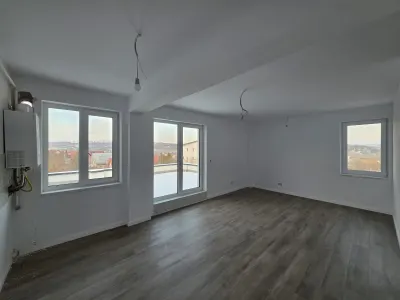 Apartament 2 camere + terasa + loc parcare subteran - Pacurari - foto 2