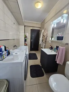 Bucium apartament 3 camere decomandat 145.000 euro - foto 12