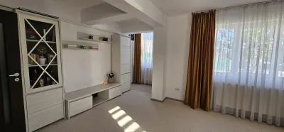 Bucium apartament 3 camere decomandat 145.000 euro - foto 6