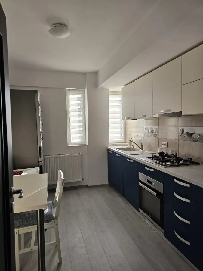 Bucium apartament 3 camere decomandat 145.000 euro - foto 9