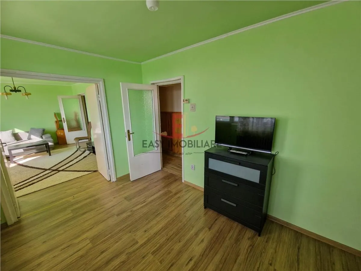 Apartament 3 camere,Semicentral,lift,UMF,Targu Mures - foto 2