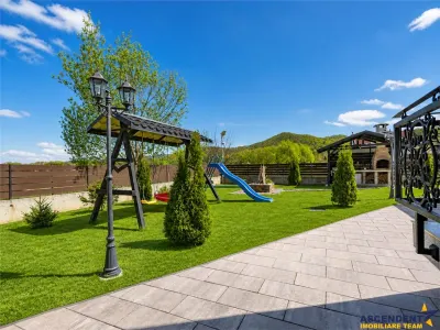 LUX Vila cu parc privat 1.250mp, spa, barbeque, privelisti pretioase, Rasnov - foto 14