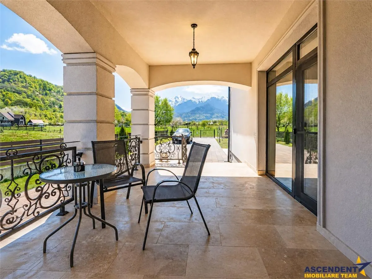 LUX Vila cu parc privat 1.250mp, spa, barbeque, privelisti pretioase, Rasnov - foto 3