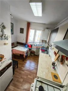 Vanzare apartament 4 camere zona Flora Manastur, Cluj-Napoca - foto 14