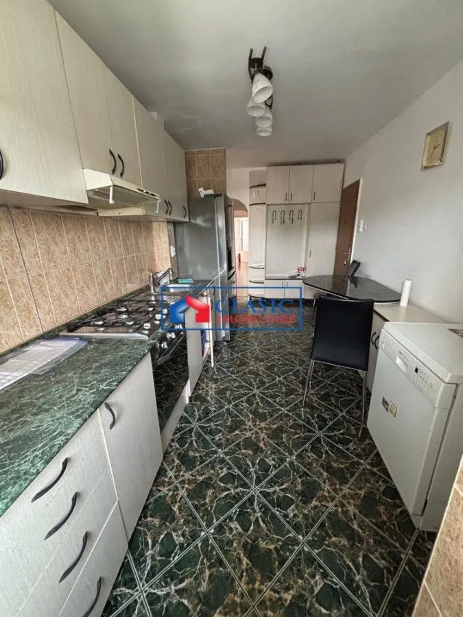 Vanzare apartament 4 camere zona Flora Manastur, Cluj-Napoca - foto 1