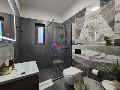 Inchiriere apartament 2 camere modern bloc nou in Centru- Piata Mihai Viteazu - foto 9