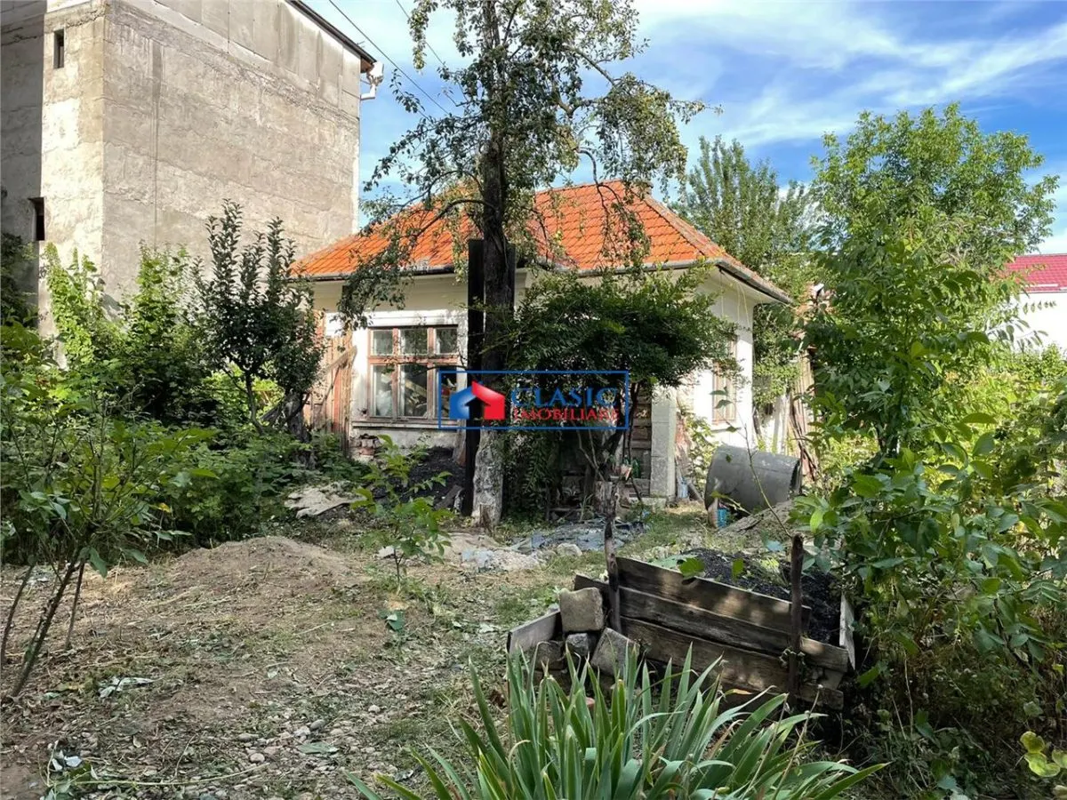 Vanzare casa individuala cu teren de 622 mp in Grigorescu zona Piata 14 Iulie - foto 1