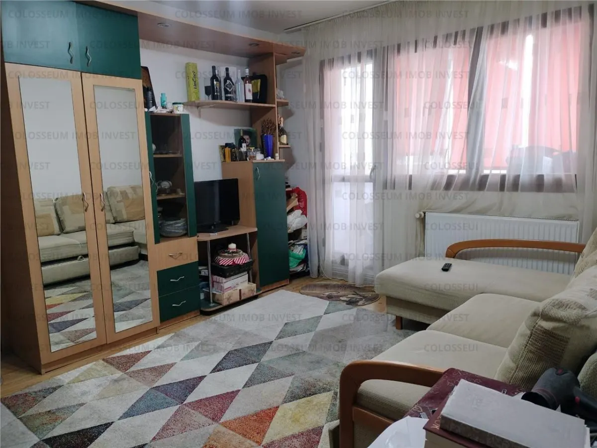 Apartament 2 camere, semidecomandat - zona Astra - foto 2