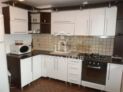 Vanzare apartament 2 camere  in Ploiesti, zona Ultracentrala - foto 11