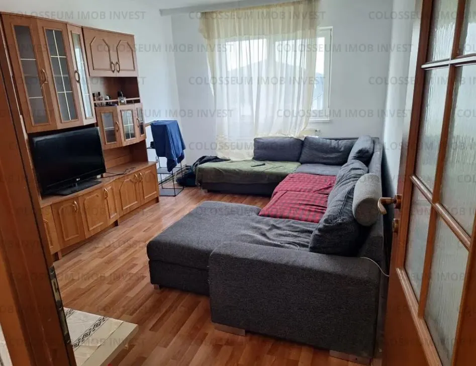 Apartament 2 camere, decomandat - zona Rulmentul - foto 1
