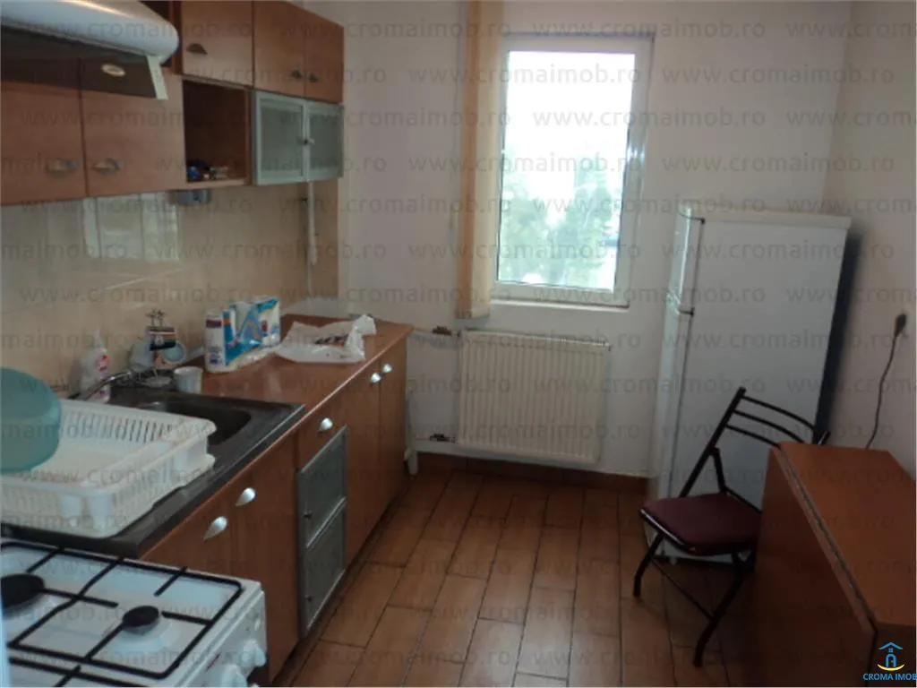 Vanzare Apartament 2 camere, mobilat  utiltat, zona Nord/Cameliei - foto 11