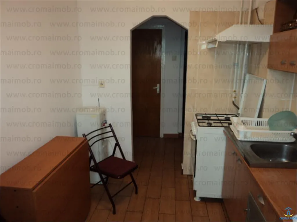 Vanzare Apartament 2 camere, mobilat  utiltat, zona Nord/Cameliei - foto 13