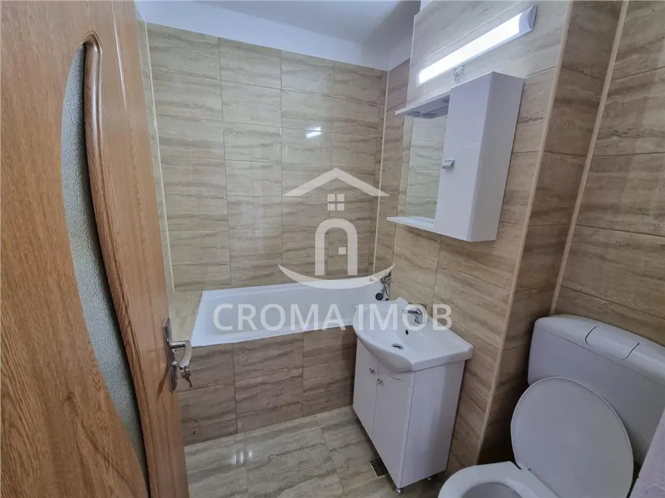 Vanzare apartament 2 camere, renovat, semidecomandat, Ploiesti, zona Nord - foto 12
