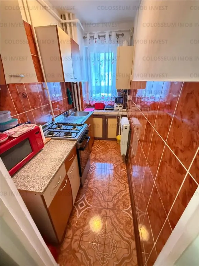 Astra / Neptun,  apartament 2 camere mobilat-utilat - foto 4