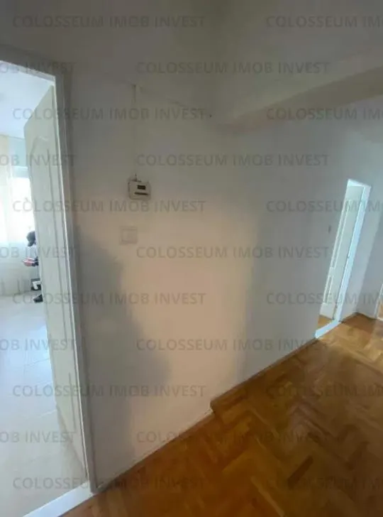 Apartament 2 camere, decomandat - zona Zizinului - foto 7