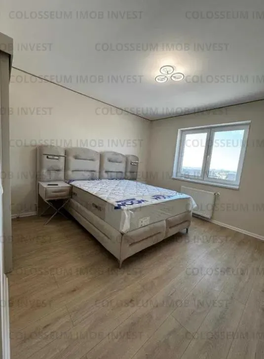 Apartament 3 camere, decomandat - zona Tractorul - foto 4