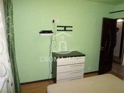 Inchiriere apartament 3  camere in Ploiestii zona Paltinis - foto 14