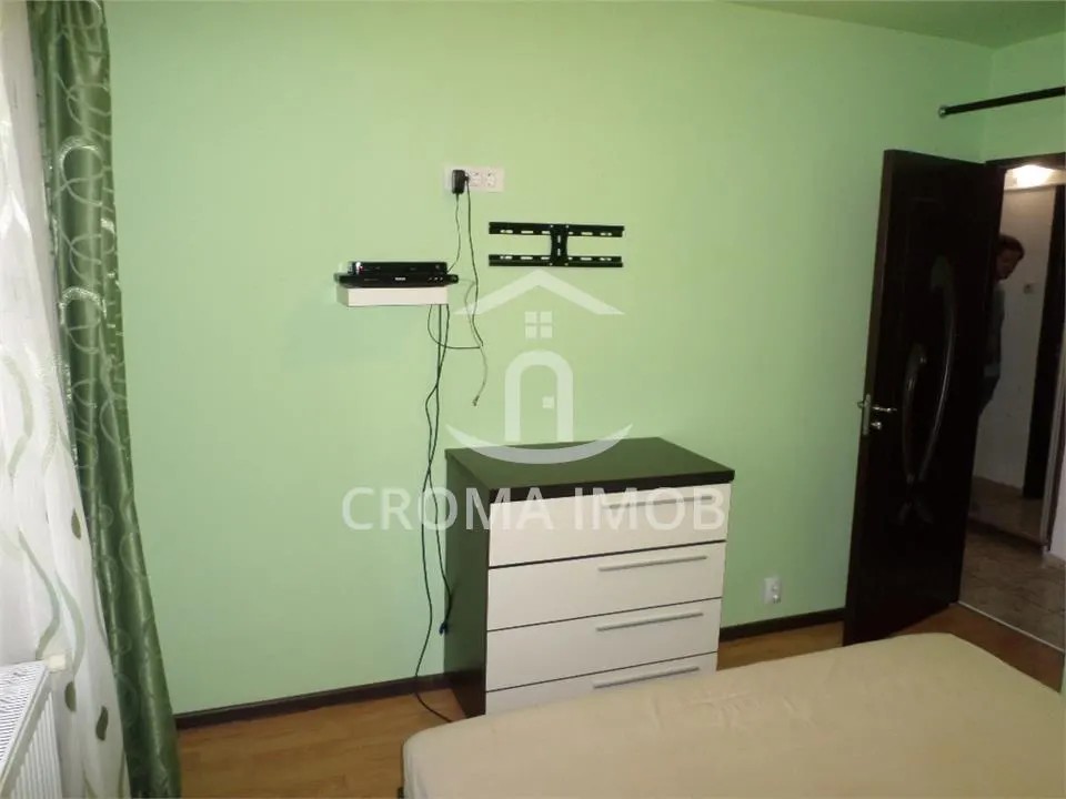 Inchiriere apartament 3  camere in Ploiestii zona Paltinis - foto 14