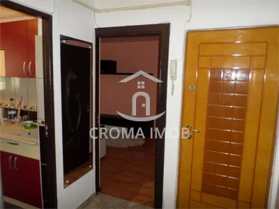 Inchiriere apartament 3  camere in Ploiestii zona Paltinis - foto 18