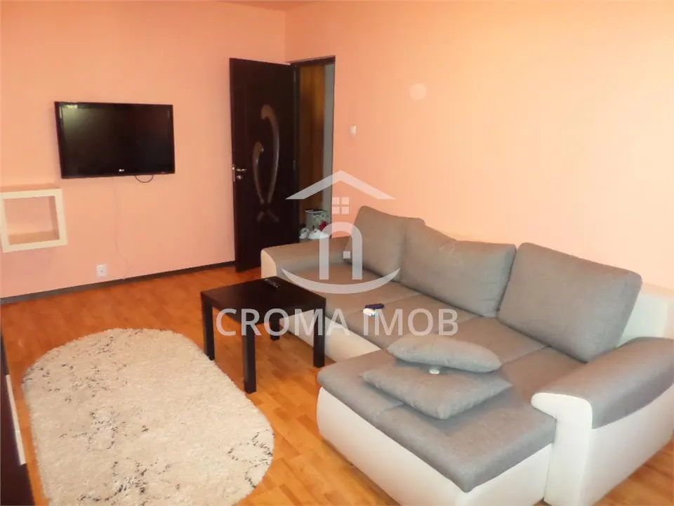 Inchiriere apartament 3  camere in Ploiestii zona Paltinis - foto 3