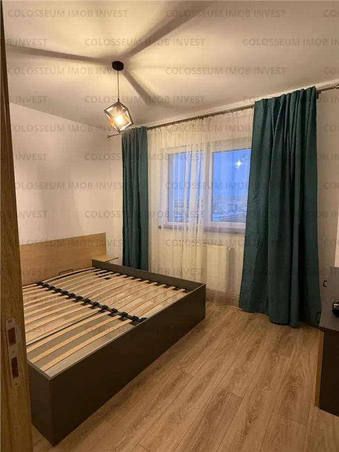 Apartament 2 camere, decomandat -  zona Tractorul - foto 5