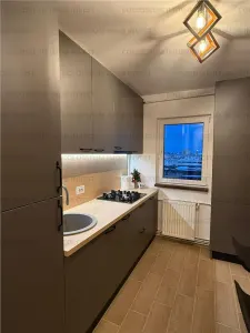 Apartament 2 camere, decomandat -  zona Tractorul - foto 7
