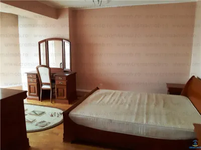 Inchiriere duplex 5 camere, Ploiesti, zona Ultracentrala - foto 11