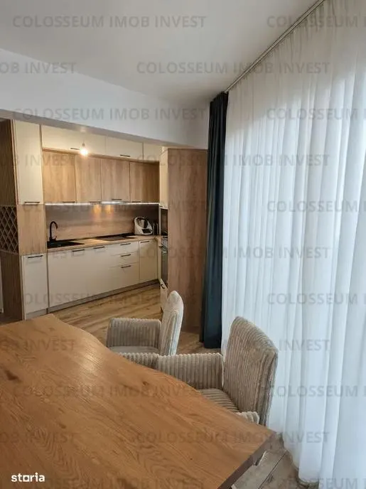 Penthouse cu 4 camere, decomandat - zona Tractorul - foto 1