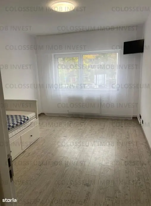 Apartament 4 camere, decomandat - zona Centru Civic - foto 7